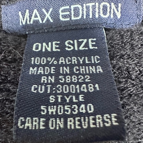 Max Edition Black Fringe Poncho - Picture 4 of 10